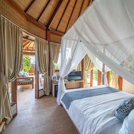 Blue Lagoon Avia Villas Nusa Lembongan  Exterior photo