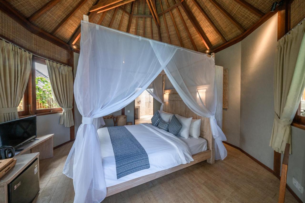 Blue Lagoon Avia Villas Nusa Lembongan  Exterior photo