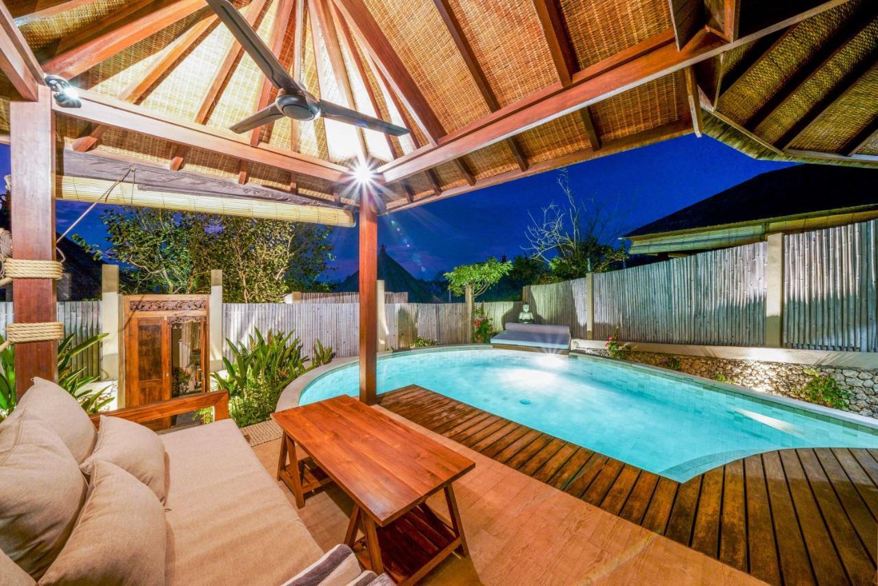 Blue Lagoon Avia Villas Nusa Lembongan  Exterior photo