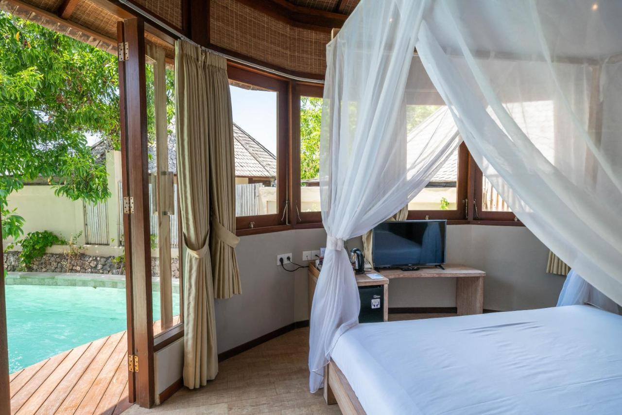 Blue Lagoon Avia Villas Nusa Lembongan  Exterior photo