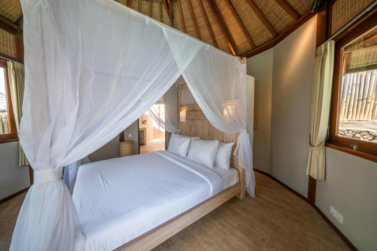 Blue Lagoon Avia Villas Nusa Lembongan  Exterior photo