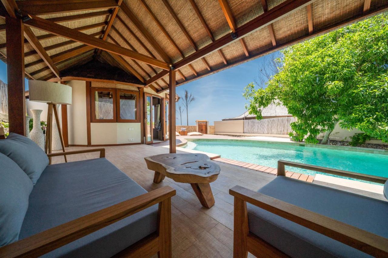 Blue Lagoon Avia Villas Nusa Lembongan  Exterior photo
