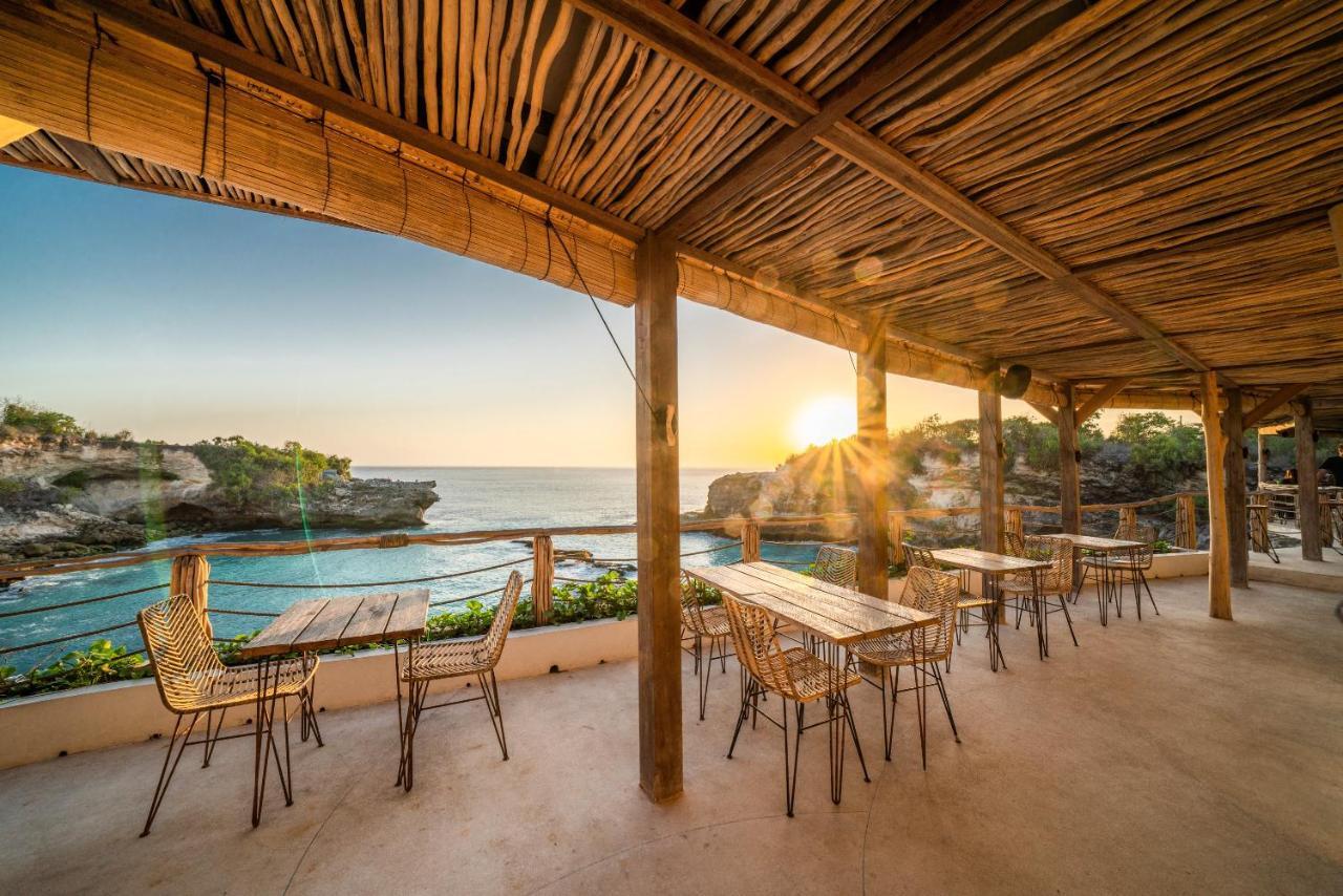 Blue Lagoon Avia Villas Nusa Lembongan  Exterior photo