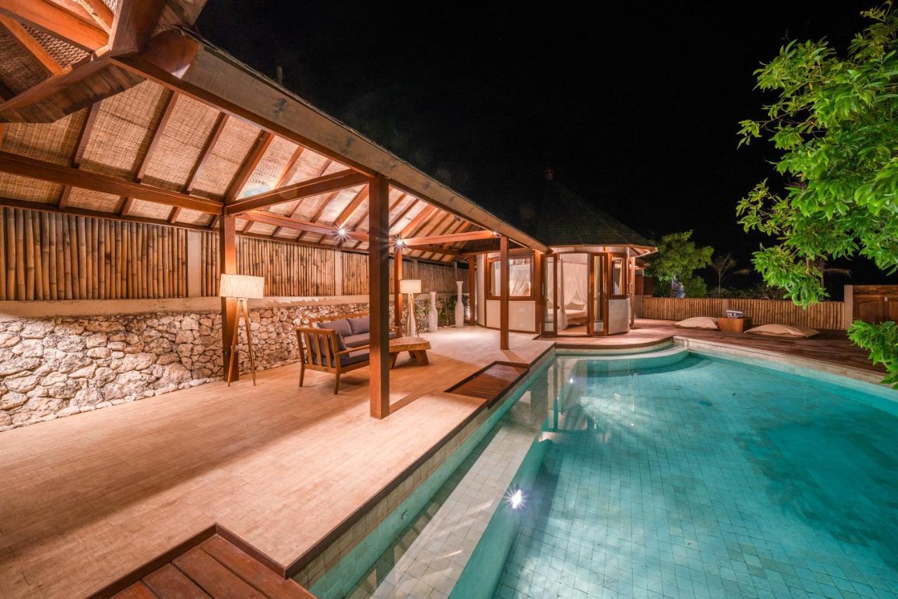 Blue Lagoon Avia Villas Nusa Lembongan  Exterior photo