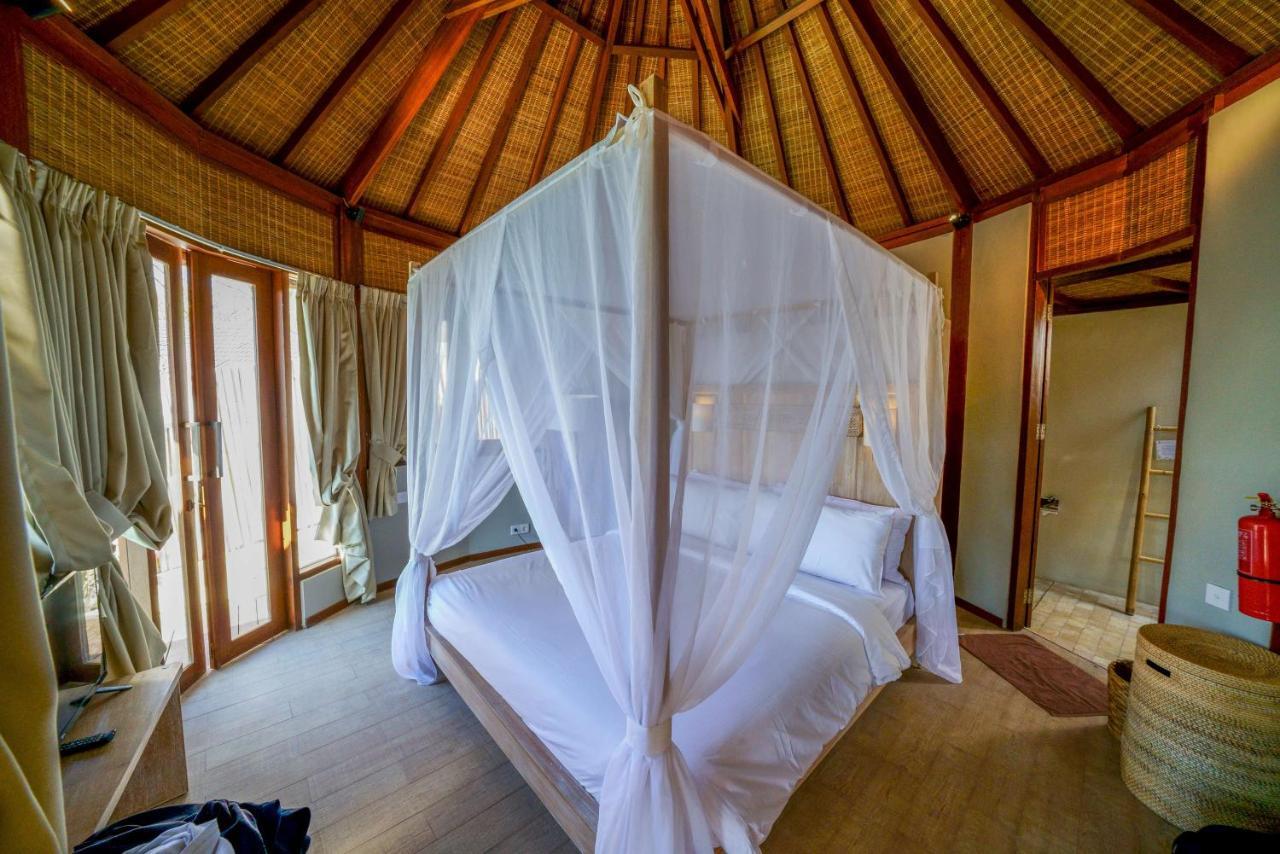 Blue Lagoon Avia Villas Nusa Lembongan  Exterior photo